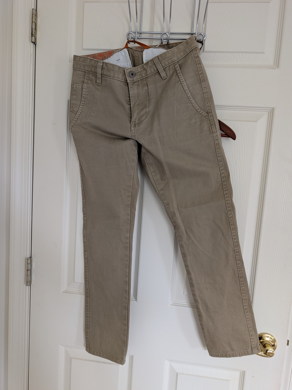 Dockers Alpha Men's Chinos Khakis in Light Brown/Tan